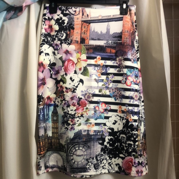 Scuba fabric skirt set - Picture 11 of 15